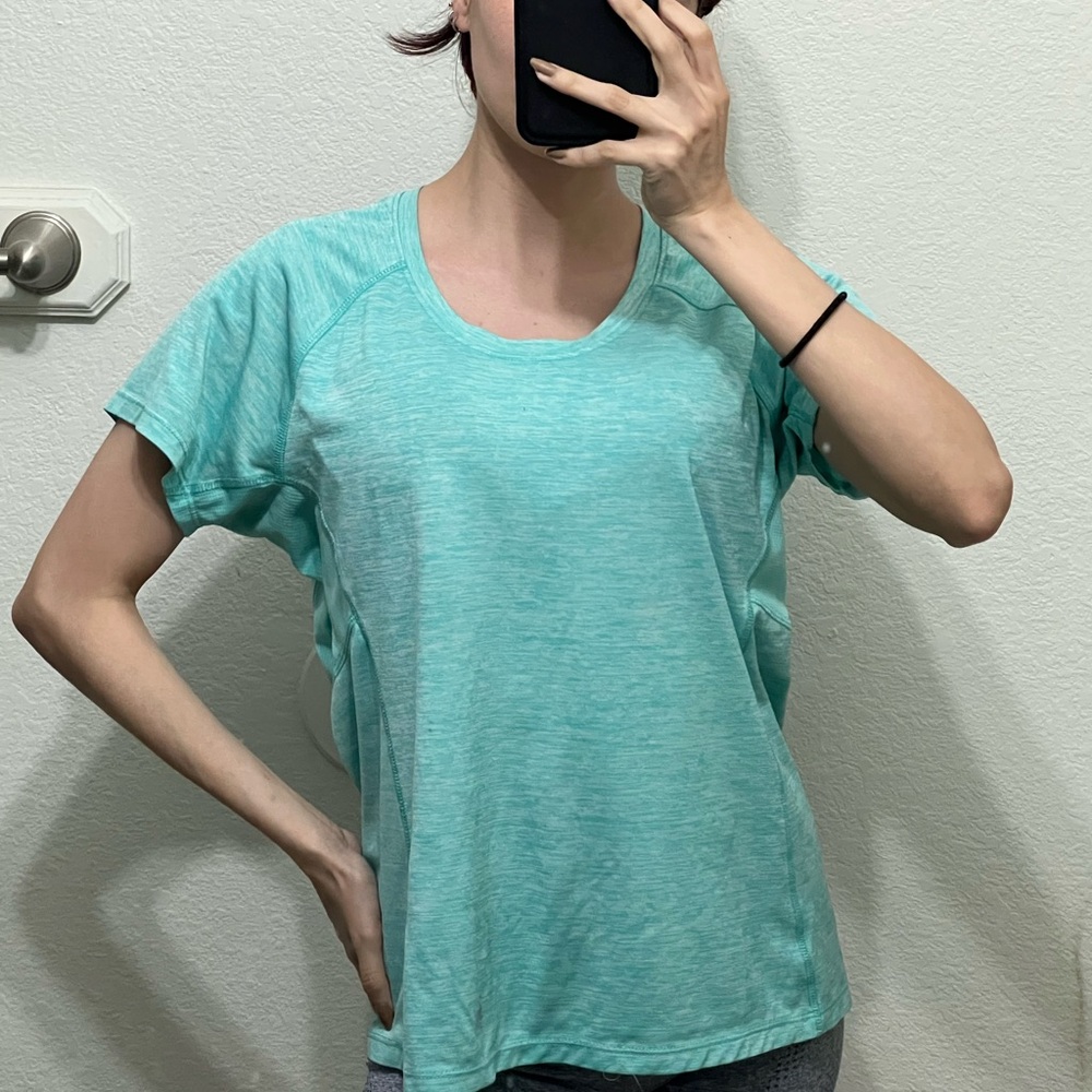 Women's Aqua Top